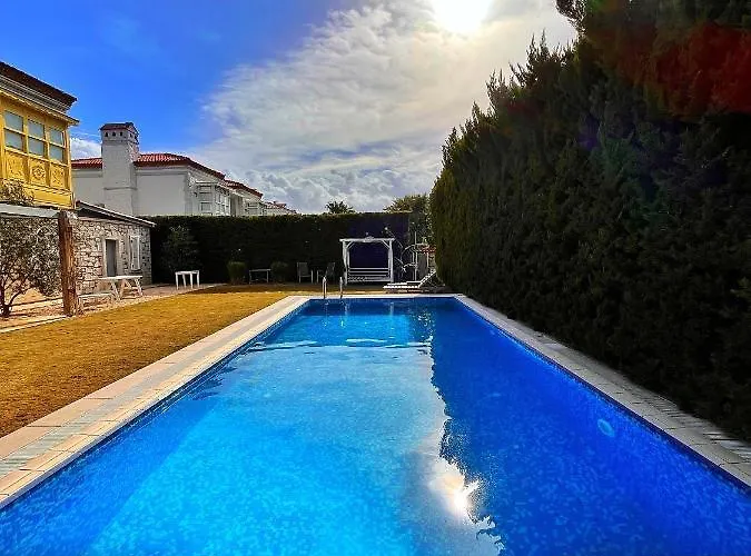 Leo Serenes Hotel Alaçatı